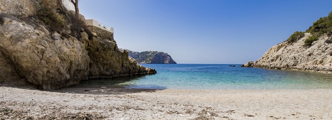 strand natur cala fonoll beach schmal.jpg